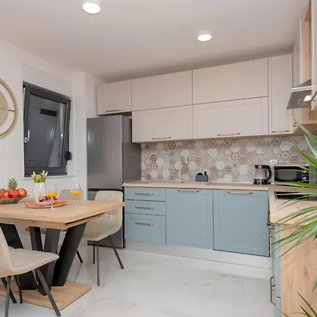 Lovely In With House Sea View *